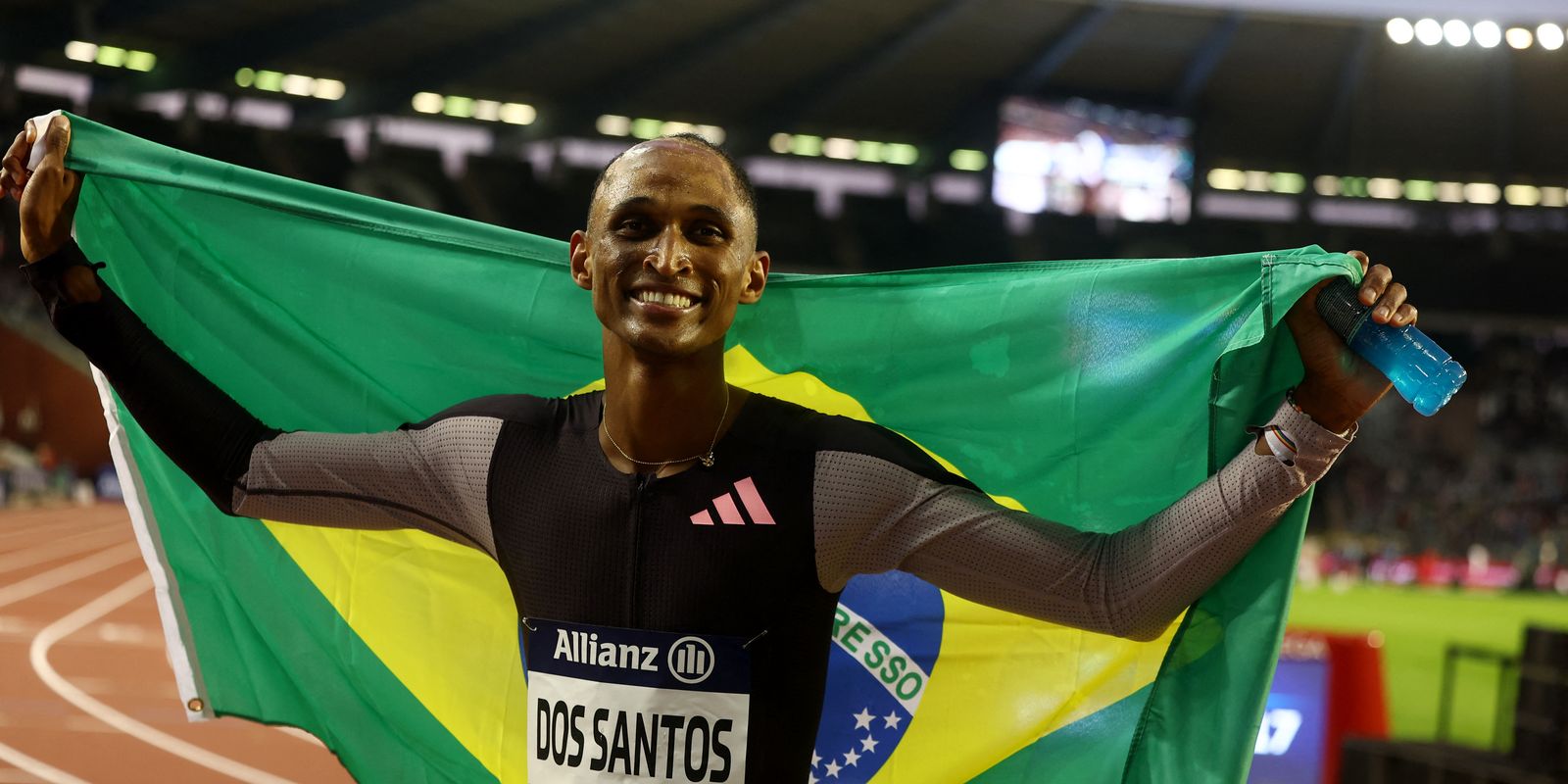 Alison dos Santos termina 2024 como bicampeão da Diamond League