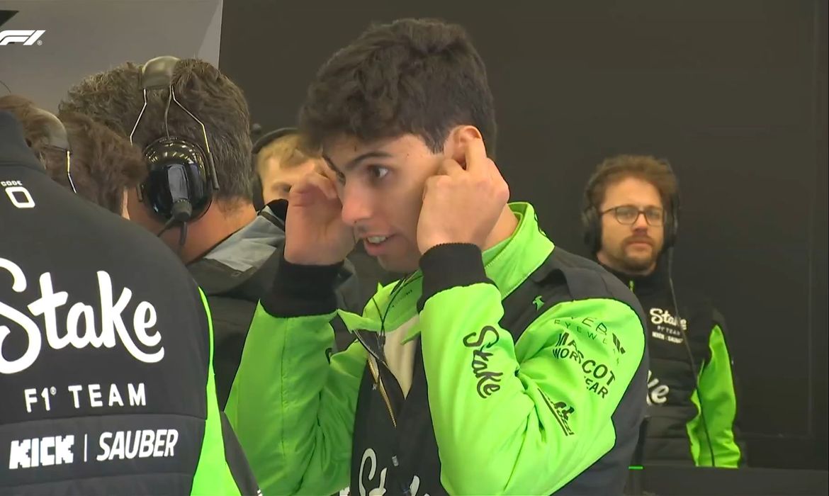 Gabriel Bortologo - piloto Sauber - estreia com carros em testes da pré-temporada de F1 em 26/02/2025