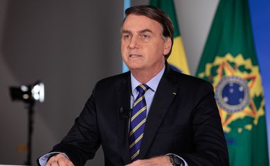 O Presidente da República, Jair Bolsonaro, faz pronunciamento  em Rede Nacional de Rádio e Televisão.
