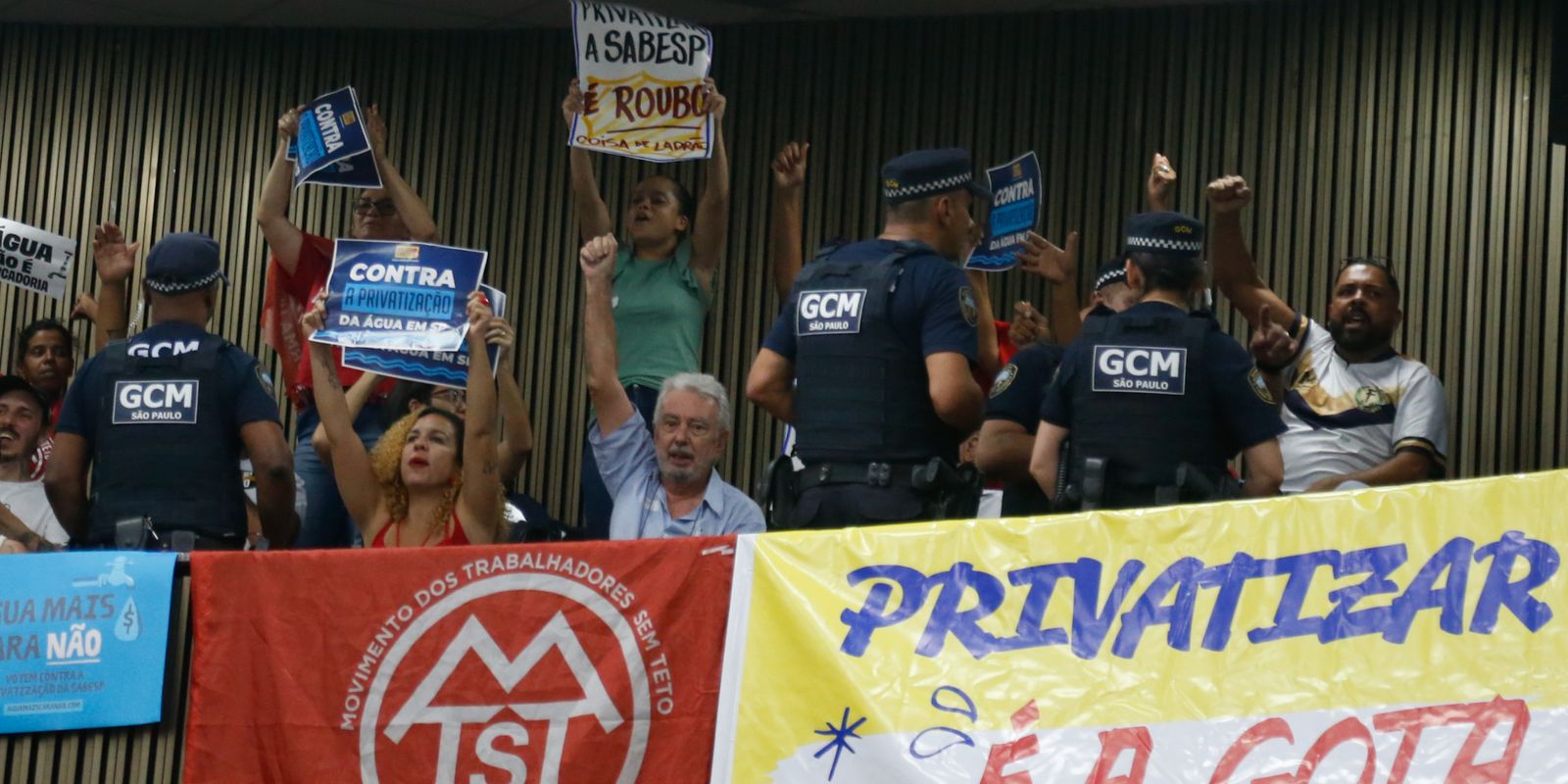 Sabesp: Prefeitura defende privatização após Justiça suspender votação