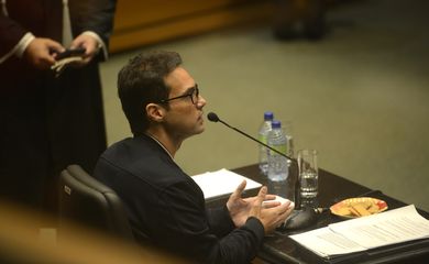 Interrogatório do ex-vereador Jairo Souza Santos Junior, o Dr. Jairinho, no Tribunal de Justiça do Estado do Rio de Janeiro