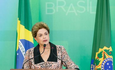 Brasília - A presidenta Dilma Rousseff em entrevista a veículos estrangeiros no Palácio do Planalto disse que o Brasil tem um “veio golpista adormecido”  (Roberto Stuckert Filho/PR)