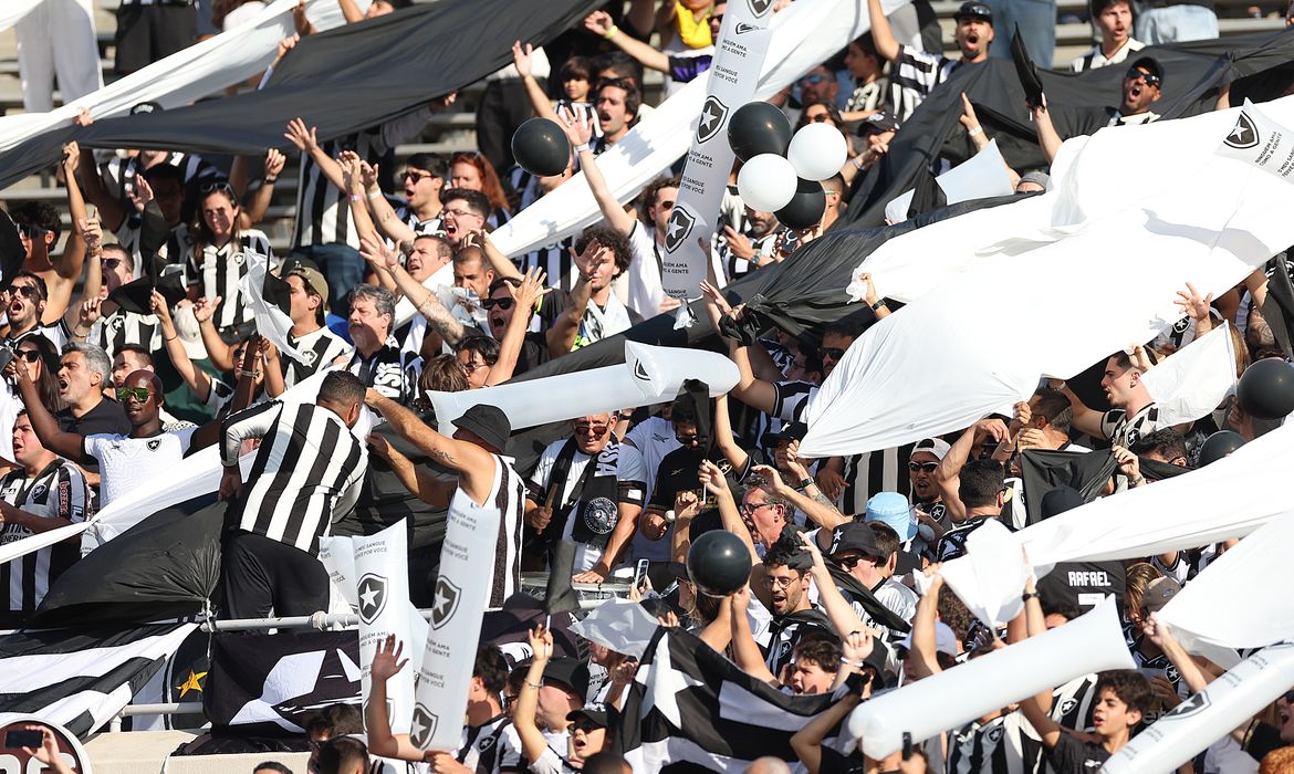 Pasadena, 19/06/2025 - Torcida durante lance de jogo entre PSG e Botafogo pela Copa do Mundo de Clubes no Estadio Rose Bowl. Foto: Vitor Silva/Botafogo.