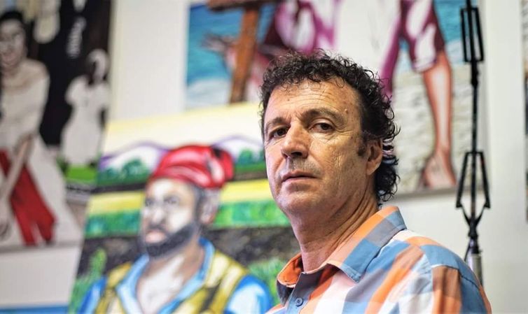 26/02/2026 - Pintor italiano Maurizio Ferri que está com a exposição Brasilidades no Palácio Tiradentes.
Foto: Diretoria de Cultura da Alerj/ Divulgação