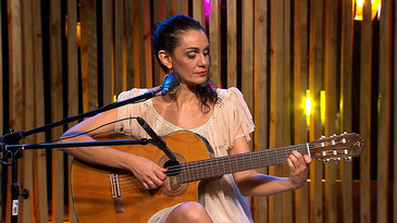 Cantora Fernanda Cabral prepara o lançamento de seu novo disco