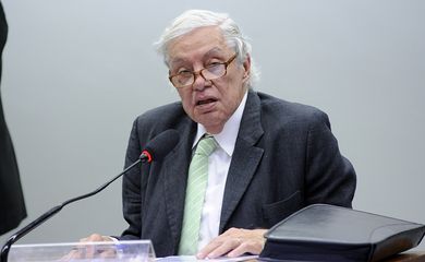 CPI do BNDES ouve depimento do ex-presidente do banco Carlos Lessa (Lucio Bernardo Jr./Agência Câmara)
