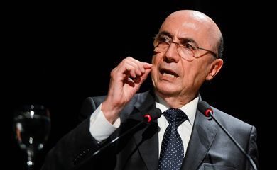 Rio de Janeiro - O ministro da Fazenda, Henrique Meirelles, durante posse da nova presidente do Banco Nacional de Desenvolvimento Econômico e Social (BNDES), Maria Silvia Bastos Marques (Tomaz Silva/Agência Brasil)