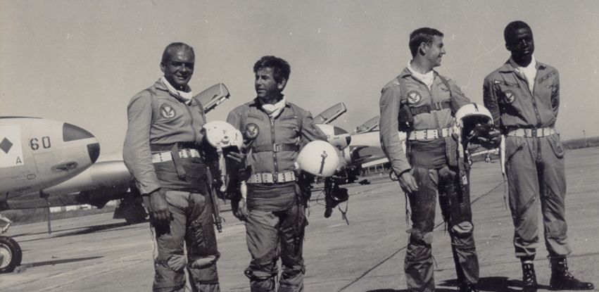 Águias de Fogo acompanha um esquadrão de aviadores