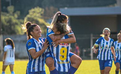 Avai/Kindermann vence Cruzeiro por 3 a 1 no Brasileiro Feminino - em 12/04/2021