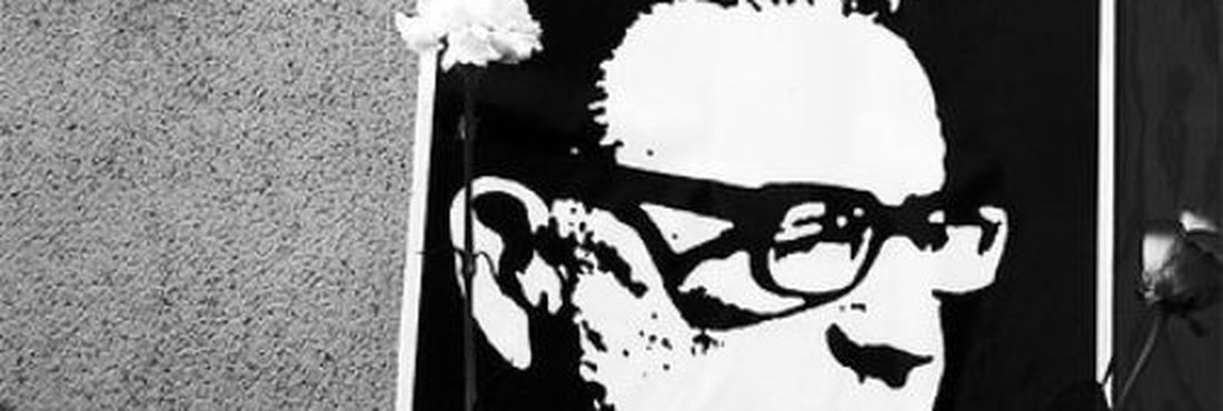 Homenagem em frente a casa de Allende 39 anos após sua morte Homenagem em frente a casa de Allende 39 anos após sua morte