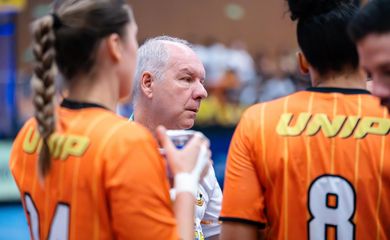 Eduardo Carlone - técnico do handebol feminino da Unip-SP - HUBs Brasíla 2024