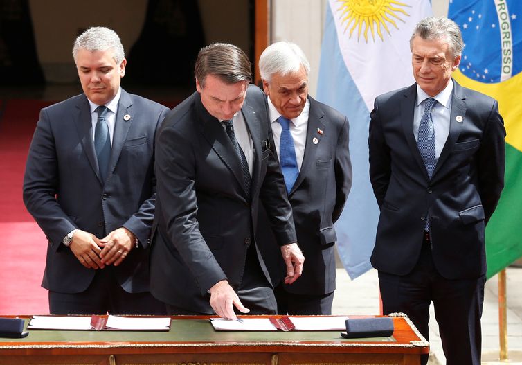  o presidente do Brasil, Jair Bolsonaro, o presidente do Chile, Sebastian Pinera, participam da cúpula de Prosul