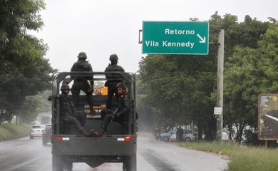 Rio de Janeiro - Cerca de 1,4 mil militares das Forças Armadas voltam à Vila Kennedy, na zona oeste da cidade (Tânia Rêgo/Agência Brasil)