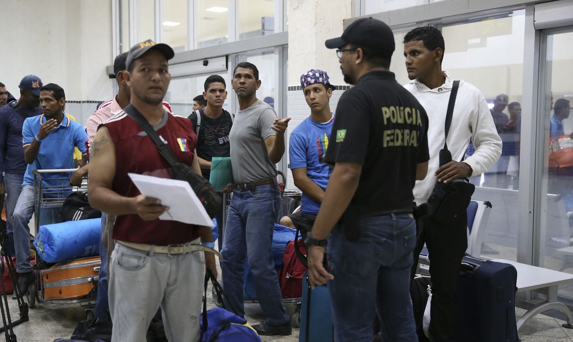 Boa Vista - Refugiados venezuelanos se preparam para deixar  Roraima com destino a São Paulo e Cuiabá (Antônio Cruz/Agência Brasil)