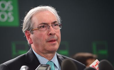 Brasília - Presidente da Câmara dos Deputados, Eduardo Cunha, fala à imprensa (Fabio Rodrigues Pozzebom/Agência Brasil)