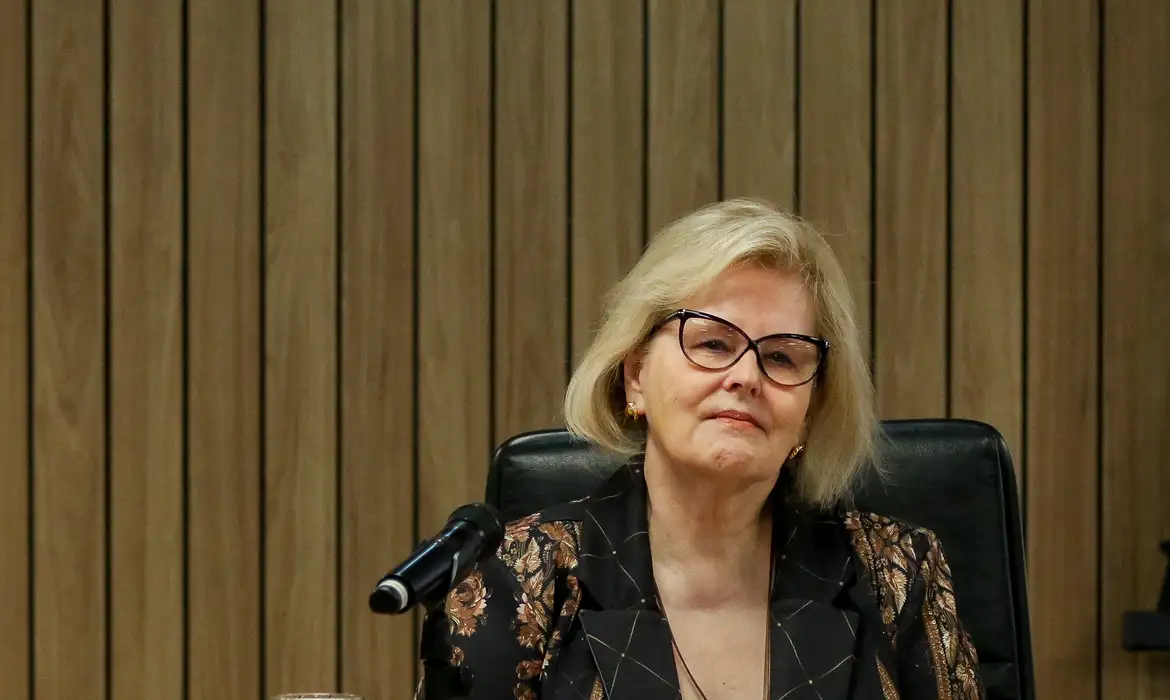 Brasília (DF), 14/08/2023, A presidente do CNJ e do Supremo Tribunal Federal (STF), Rosa Weber, durante 4ª reunião do Observatório dos Direitos Humanos do Poder Judiciário (ODH), no Conselho Nacional da Justiça (CNJ).  Foto: José Cruz/Agência Brasil