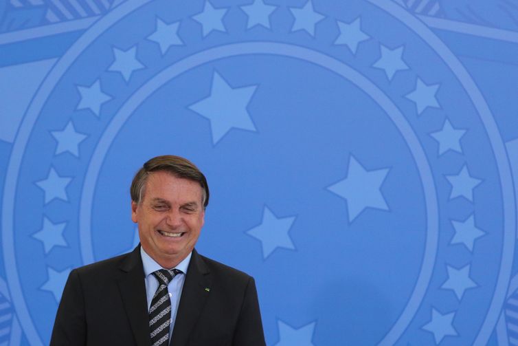 Fábio Rodrigues Pozzebom/Agência Brasil O presidente Jair Bolsonaro, participa do lançamento dos programas CODEX e SUPER.BR e do 8º 8º Revogaço no Palácio do Planalto.