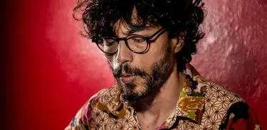 Juliano Guerra, cantor