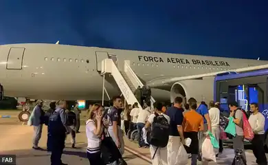 Brasília (DF) 08/02/2025 - Segundo grupo de brasileiros deportados dos EUA desde o início da gestão Trump desembarcou no Ceará na sexta-feira (7/2) e foi levado em avião da FAB até Belo Horizonte
Foto: FAB/Divulgação