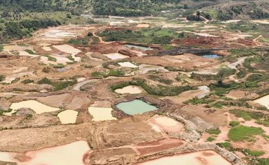 Marabá/PA. A Polícia Federal deflagrou nesta quarta-feira (8/2) a Operação Boi Dourado, para combater a extração ilegal de ouro e crimes ambientais em Marabá/PA .