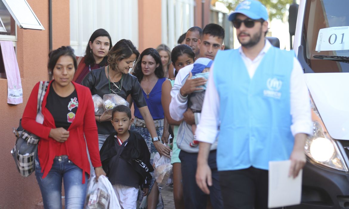 50 migrantes venezuelanos chegam no abrigo Aldeias Infantis SOS, em Brasília.