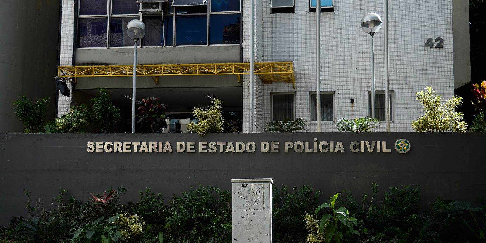 Fachada da Secretaria de Estado da Polícia Civil, no centro do Rio de Janeiro