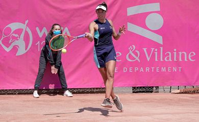 Luisa Stefani e Hayler Carter avançam às semifinais do WTA de Saint Malo, França