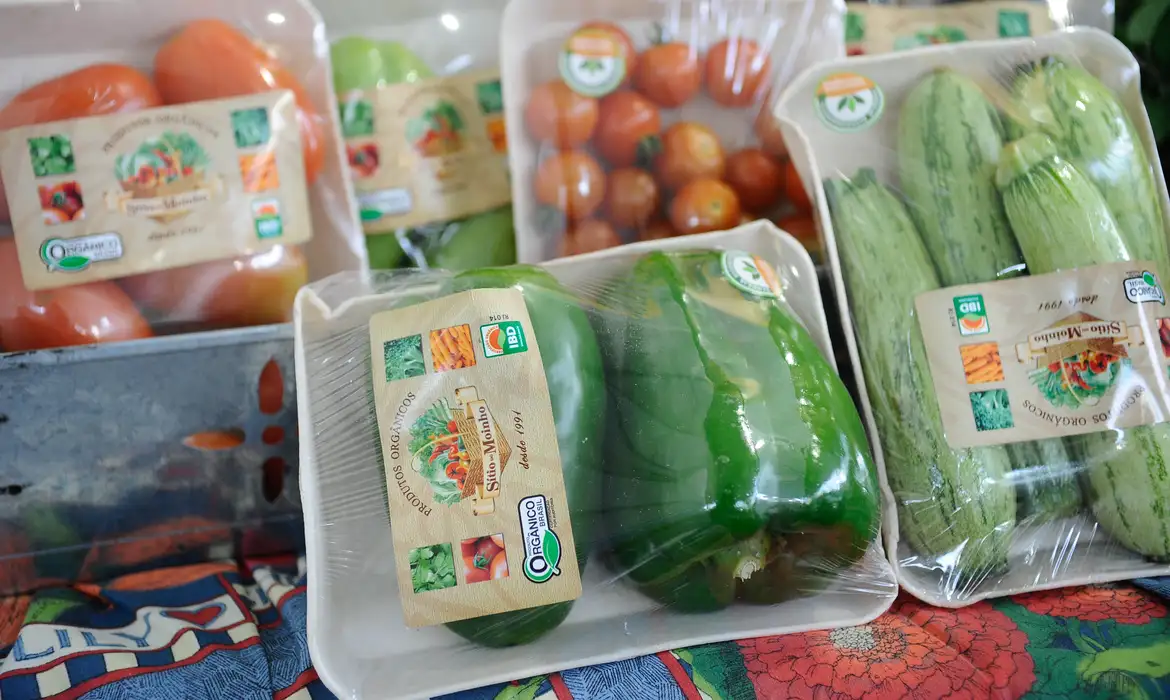 Fernando Frazão/Agência Brasil validade em embalagens de vegetais frescos