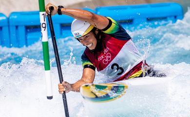 Ana Sátila termina em 10º lugar na final da canoa (C1) em Tóquio 2020 - Olimpíada