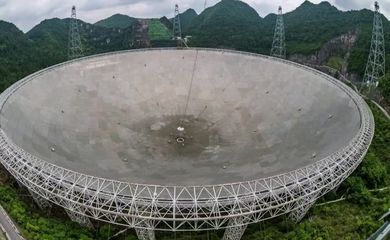 China's gigantic telescope identifies over 800 pulsars. Foto: CCTV/REUTERS