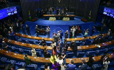 Posse de senadores eleitos