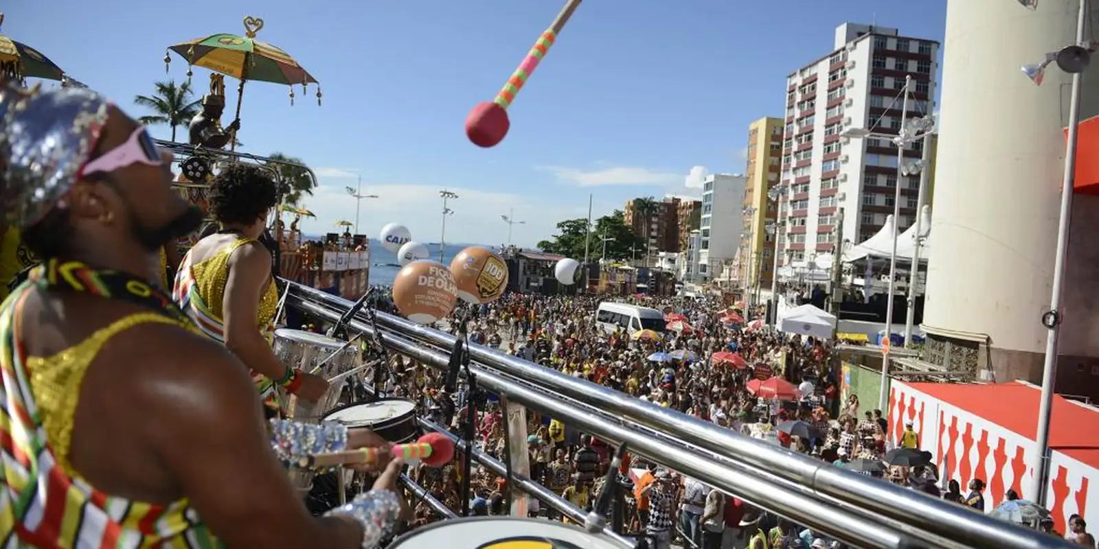 Desfile de Carnaval na Baía