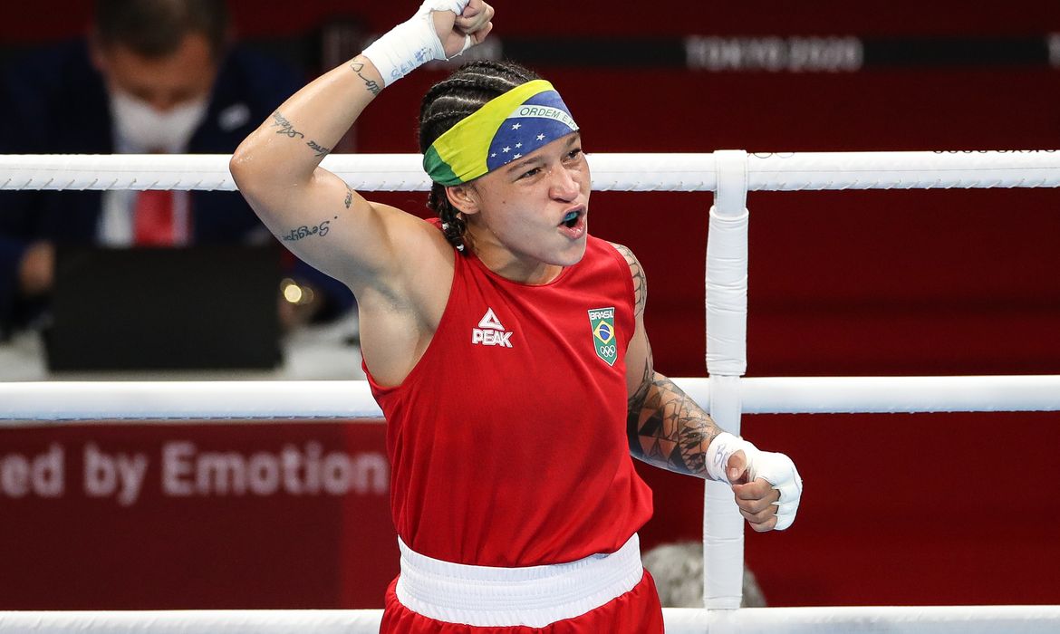 Bia Ferreira estreia com vitóória no boxe em Tóquio - Olimpíada