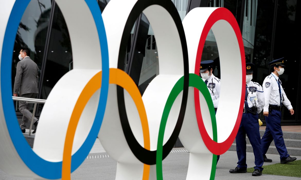 Anéis olímpicos em Tóquio - Olimpíada - Jogos