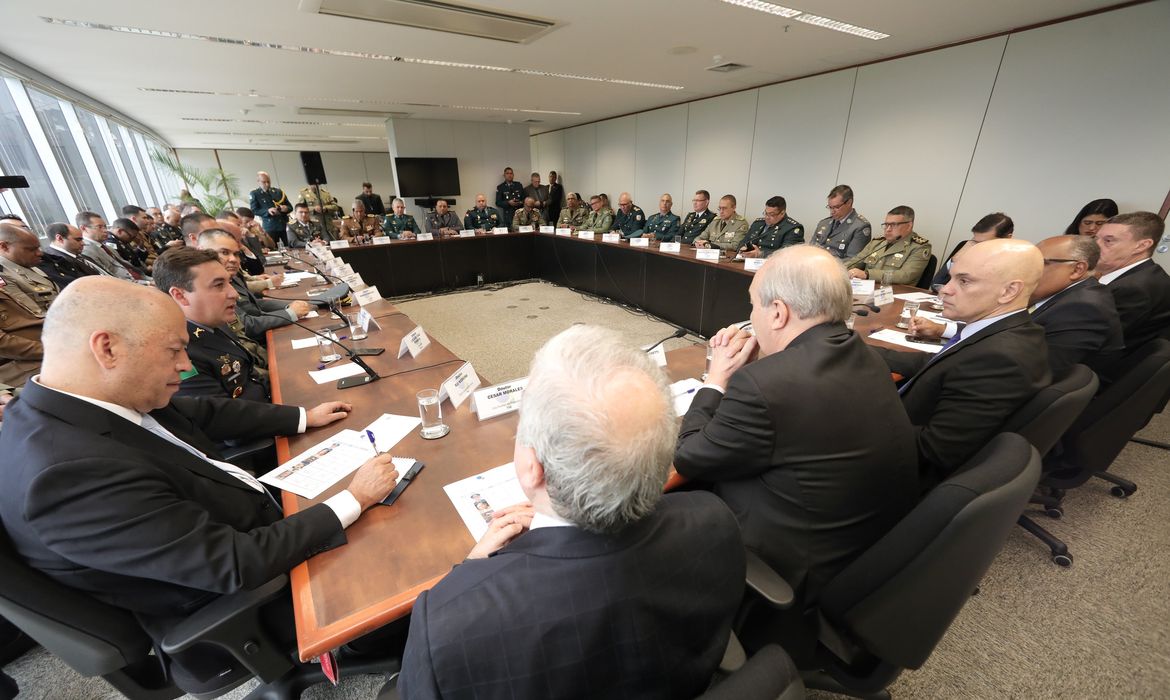 Reunião com os Comandantes Gerais das Polícias Militares dos Estados – 23/11/2022
Foto: Alejandro Zambrana/Secom/TSE