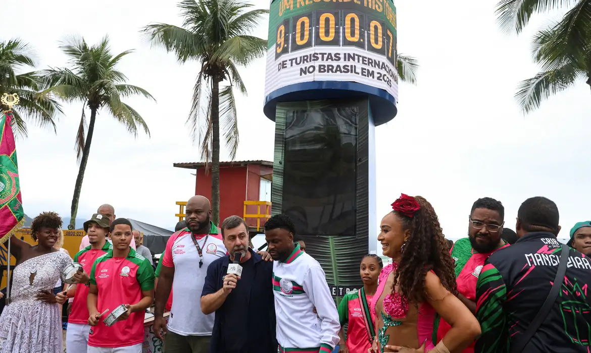 Brasil tem recorde de 9 milhões de turistas internacionais em 2025
