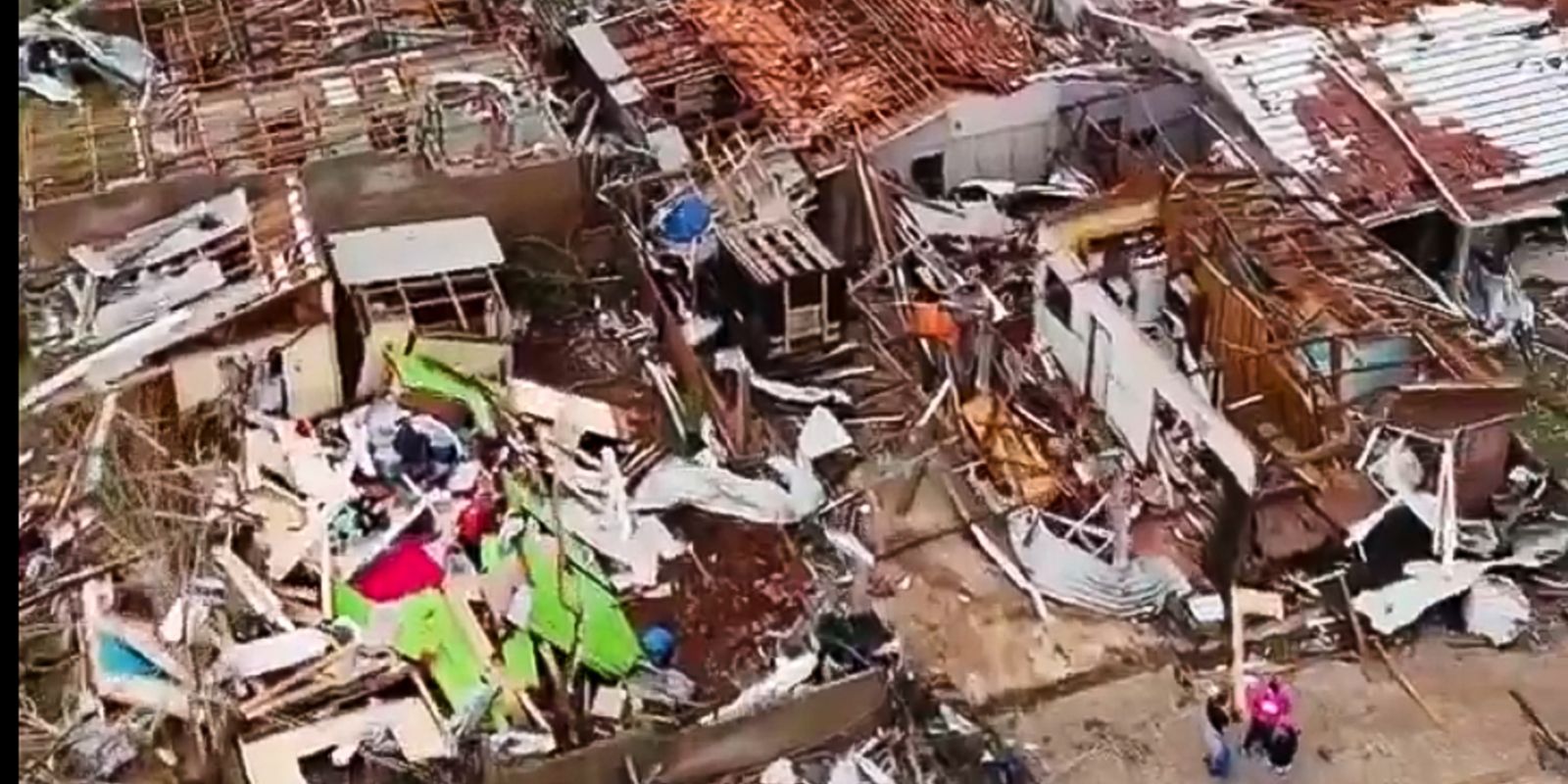 Tornado no Paraná: ventos de até 250 km/h causam seis mortes em Rio Bonito do Iguaçu