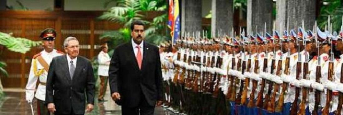 O presidente da Venezuela, Nicolás Maduro, visitou os irmãos Fidel e Raúl Castro