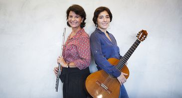 Andrea Ernst Dias e Elodie Bouny