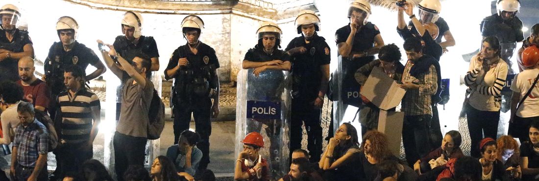polícia turquia manifestação