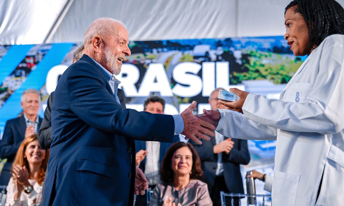 Nova Lima (MG), 26.04.2024 - Presidente da República, Luiz Inácio Lula da Silva, participa da cerimônia de inauguração da planta de produção de insulina da Biomm, em Nova Lima (MG).  Foto: Ricardo Stuckert/PR