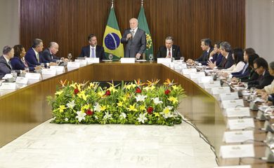 Brasília (DF), 23/11/2023 - O presidente Luiz Inácio Lula da Silva instala a Comissão Nacional para a Coordenação da Presidência do G20, no Palácio do Planalto. Foto: Marcelo Camargo/Agência Brasil