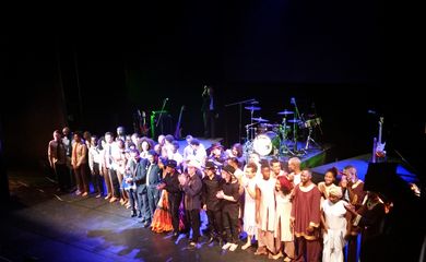 Cerimônia de abertura da segunda edição do Micsul no Teatro Colón, em Bogotá, na Colômbia