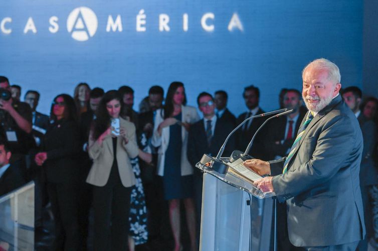 Madri (ES) 25/04/2023 - O presidente Luiz Inácio Lula da Silva Lula discursa em um evento em Madri (ES) com empresários do Brasil e Espanhā.
Foto: Ricardo Stuckert/PR