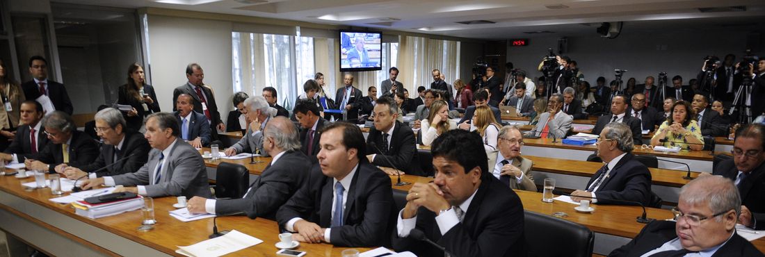 Sala de comissões do Senado Federal durante a Comissão Parlamentar Mista de Inquérito (CPMI) da Petrobras.