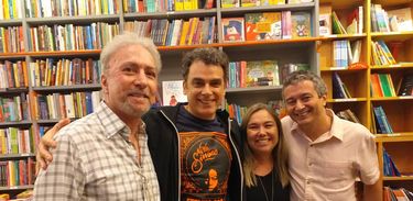  Antônio Carlos Secchin, Renato Farias, Katy Navarro e André Pessôa