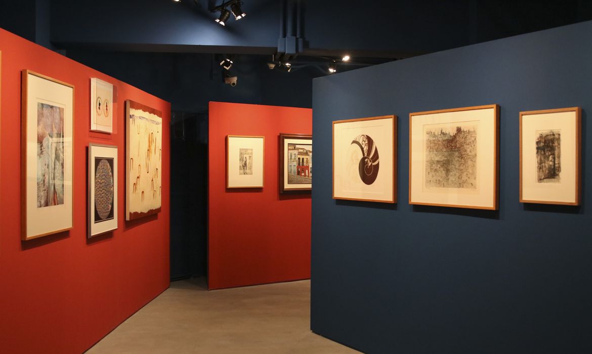  Exposição Contemporâneo, sempre,Coleção Santander Brasil
