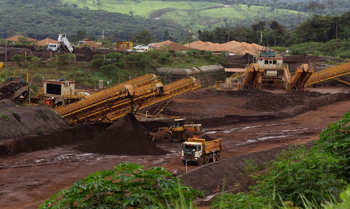 Brumadinho (MG), 23/01/2024 - Local onde funcionava a mina Córrego do Feijão da Vale do Rio Doce e estações de busca de vítimas do rompimento da barragem. Foto: Tânia Rêgo/Agência Brasil
