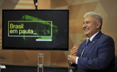 O ministro de Ciência, Tecnologia, Inovações e Comunicações, Marcos Pontes, dá entrevista ao programa Brasil em Pauta, da TV Brasil, em Brasília.