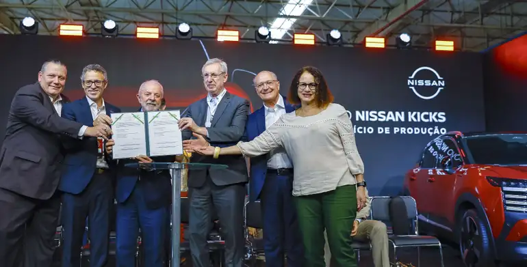 Presidente da República, Luiz Inácio Lula da Silva, durante visita ao Complexo Industrial da Nissan do Brasil e cumprimentos a trabalhadoras e trabalhadores.
Complexo Industrial da Nissan – Resende - RJ.

Foto: Ricardo Stuckert / PR